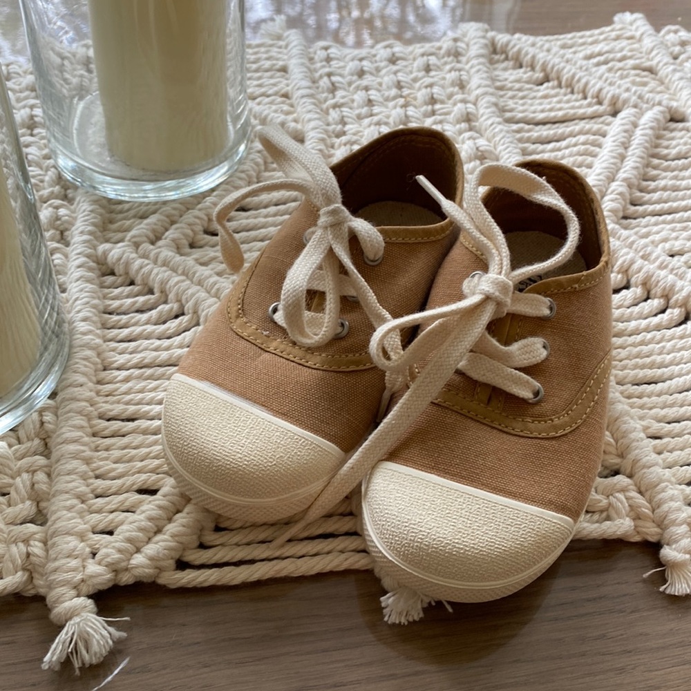 Sandy Brown Zara Sneakers
